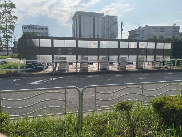 新木場駅前喫煙所画像1